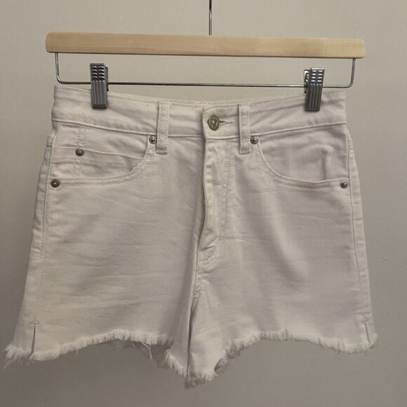 White Denim Shorts - Like New - Picture 1 of 2